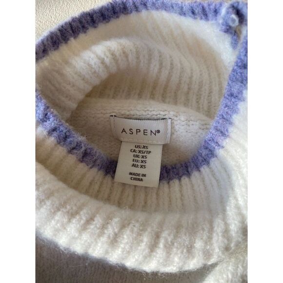 Soft Aspen Sweater (Size XS) - Picture 3 of 4